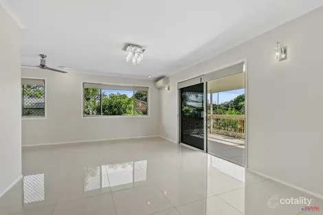 Property photo of 5 Lindon Street Birkdale QLD 4159