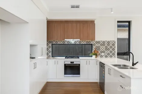 Property photo of 52B Peacock Road Elizabeth Downs SA 5113