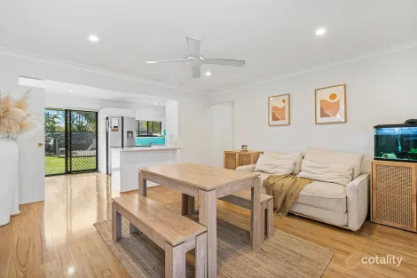 Property photo of 7 Ling Place Palm Beach QLD 4221