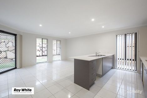 Property photo of 32 Avondale Drive Pimpama QLD 4209