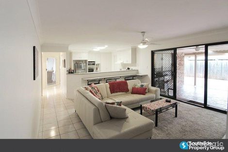 Property photo of 17 Clembury Place Calamvale QLD 4116