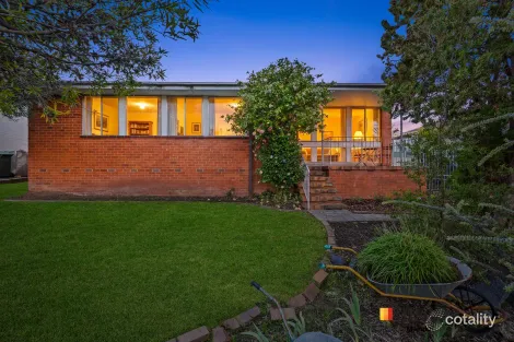 30 Burrinjuck Cres, Duffy, ACT 2611