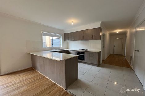 Property photo of 35 Springleaf Avenue Clyde North VIC 3978