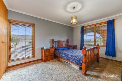 Property photo of 18 Lemana Court Mount Gambier SA 5290