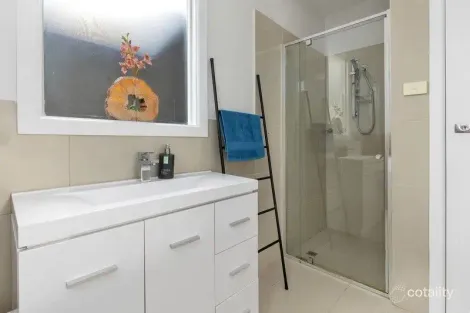 Property photo of 2/54 Woyna Avenue Capel Sound VIC 3940