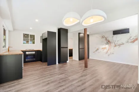 Property photo of 13 Binya Place Ocean Shores NSW 2483