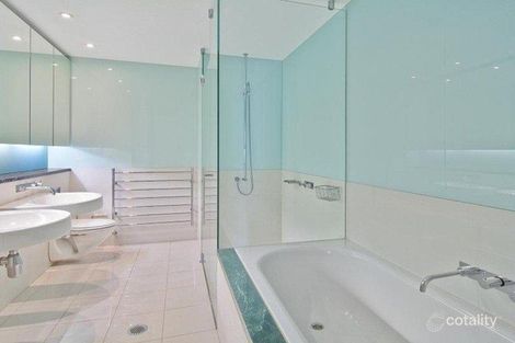 Property photo of 602/8 Glen Street Milsons Point NSW 2061