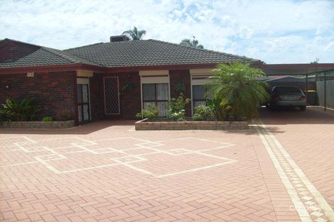 19 Thorburn Ave, Beechboro, WA 6063