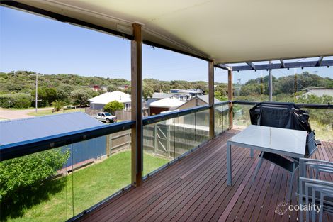 Property photo of 18 Sunshine Rise Sandy Point VIC 3959