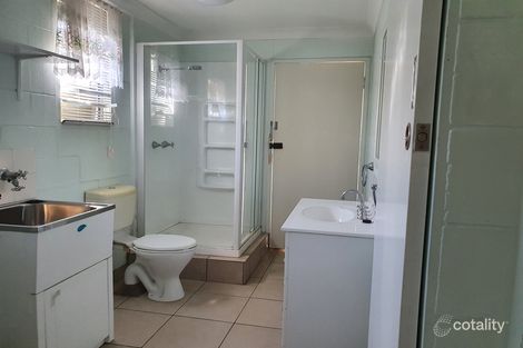 4/22 Wey St, Blackwater, QLD 4717