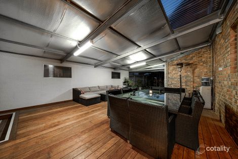 Property photo of 10 Nicole Close Endeavour Hills VIC 3802