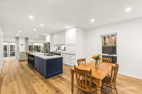 2 Lascelles Sq, Kensington, VIC 3031