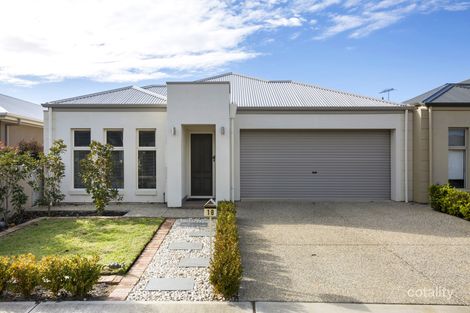 18 Parsons Gr, Park Holme, SA 5043