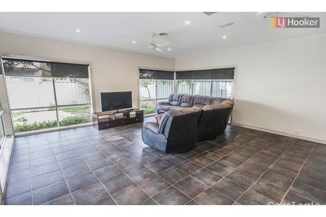 Property photo of 5 Pinehurst Rise Craigieburn VIC 3064