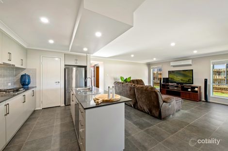Property photo of 27 Bootes Street Kearneys Spring QLD 4350
