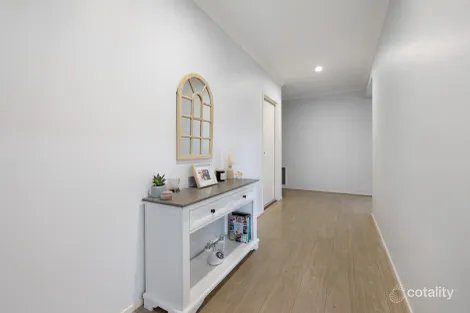 Property photo of 42 Cascade Avenue Wallan VIC 3756