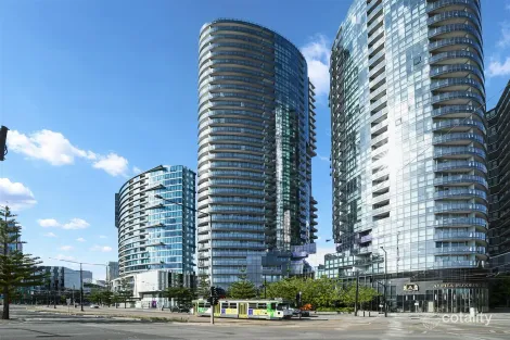 Property photo of 2010/231-245 Harbour Esplanade Docklands VIC 3008