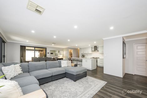 Property photo of 11 Geographe Loop Ellenbrook WA 6069