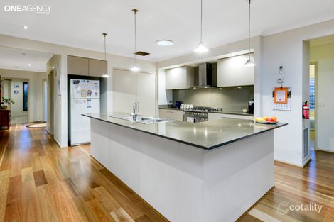 Property photo of 16 Dunmore Close Langwarrin VIC 3910