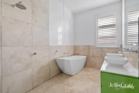 Property photo of 16 Gruyere Crescent Ivanhoe East VIC 3079