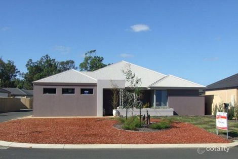 Property photo of 12 Occitane Way Yalyalup WA 6280