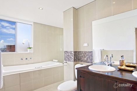 Property photo of 6/10 Bortfield Drive Chiswick NSW 2046