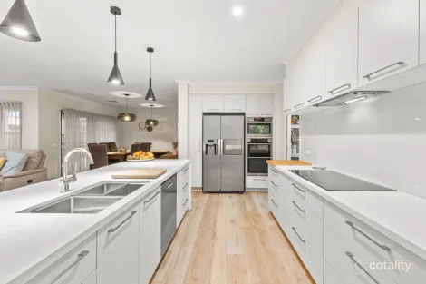 Property photo of 18 Velocity Way Mount Duneed VIC 3217