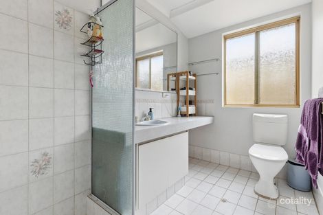 Property photo of 32 Pallarup Grove Waikiki WA 6169