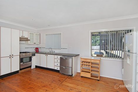 Property photo of 40 Dampier Boulevard Killarney Vale NSW 2261