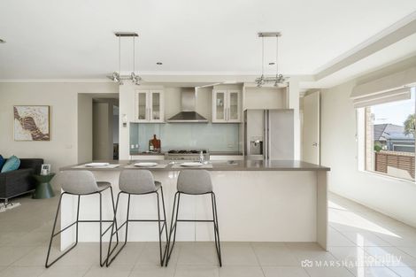 Property photo of 5 Newman Close Bundoora VIC 3083