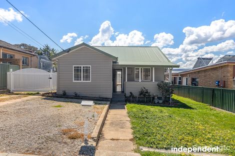 Property photo of 4 Hillbar Rise Karabar NSW 2620