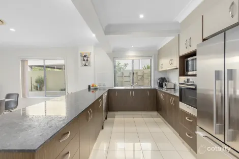 Property photo of 4/13 Andromeda Parade Robina QLD 4226