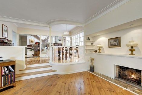 Property photo of 7 Caerleon Court Eaglemont VIC 3084