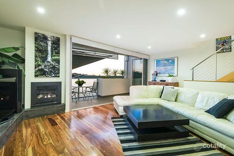 Property photo of 1/4 Small Street Hampton VIC 3188