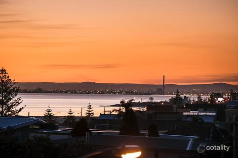 Property photo of 1/4 Small Street Hampton VIC 3188