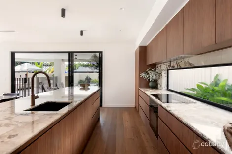 Property photo of 2 Rawlinna Drive Mermaid Waters QLD 4218
