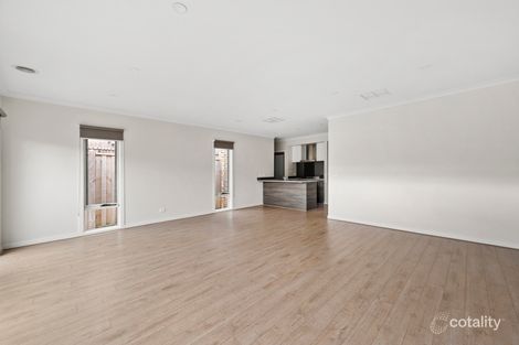 Property photo of 12 Macarthur Way Mickleham VIC 3064