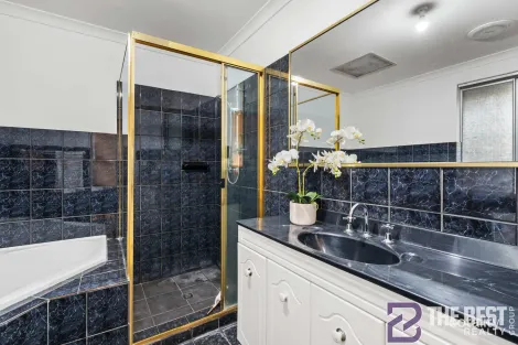 Property photo of 8A Harrolyn Avenue Riverton WA 6148