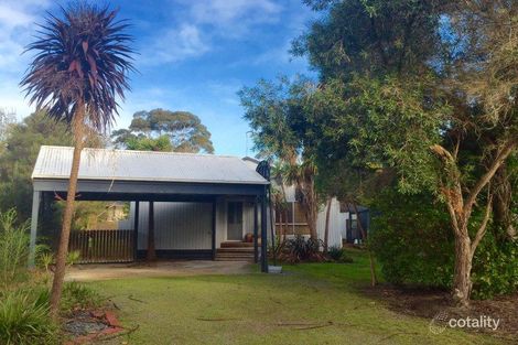 11 Alpha Ct, Cowes, VIC 3922