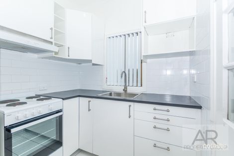 Property photo of 122 Lake Avenue Cringila NSW 2502