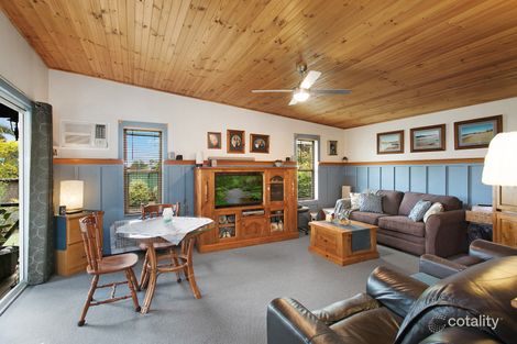 Property photo of 8 Rolfe Avenue Kanwal NSW 2259