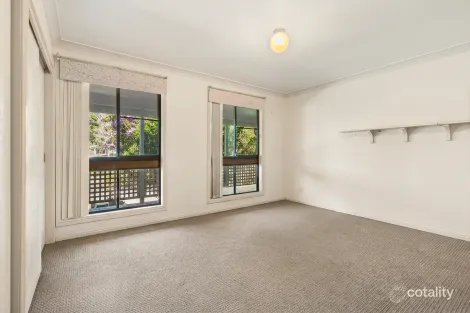Property photo of 5 Watersedge Avenue Basin View NSW 2540