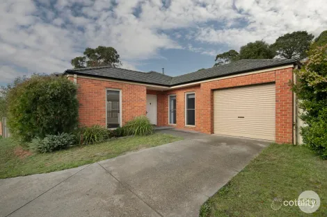 Property photo of 1/5 Eilish Court Mount Helen VIC 3350