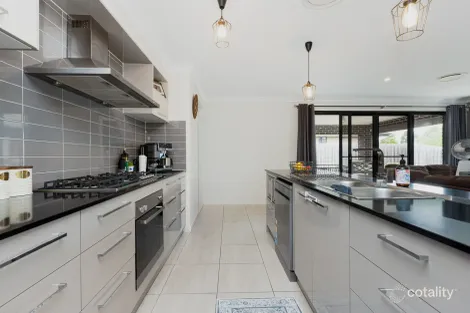 Property photo of 77 Barr Promenade Thornton NSW 2322