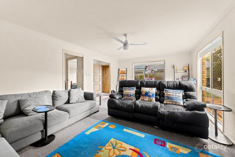 Property photo of 4 Noumea Place Forest Lake QLD 4078
