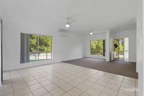 Property photo of 36 Holliday Drive Edens Landing QLD 4207