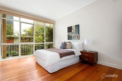 Property photo of 1/43 Inglesby Road Camberwell VIC 3124