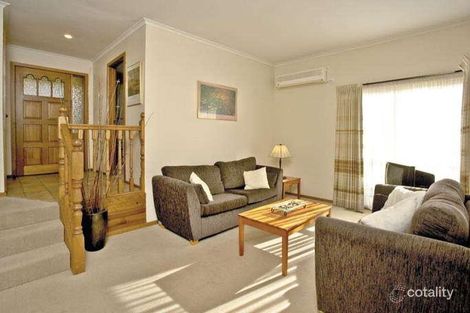 Property photo of 1/32 Mountain View Parade Rosanna VIC 3084