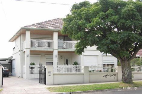 18 Emerald Dr, Springvale, VIC 3171