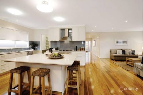 Property photo of 8 Black Caesar Drive Cranbourne East VIC 3977